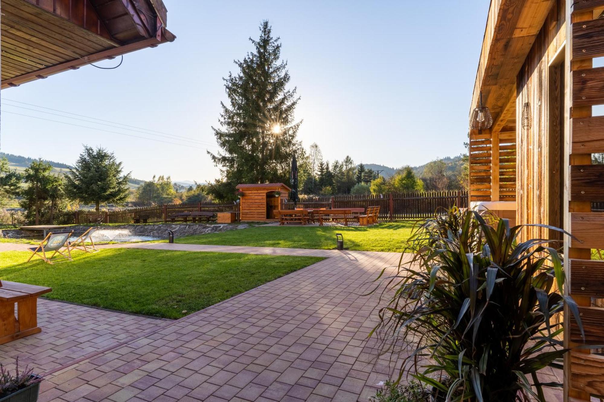 Base Camp Pieniny Hotel Niedzica Екстериор снимка